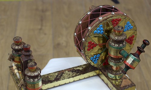 A decorative cotton machine