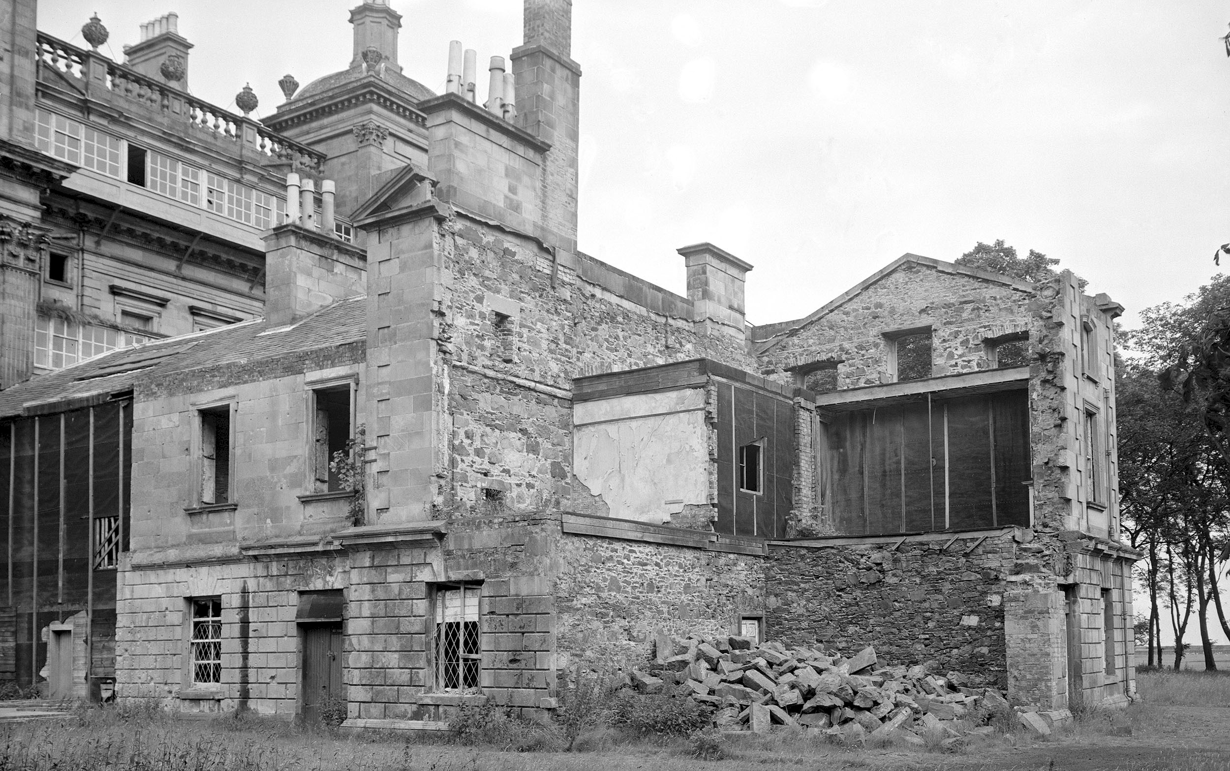 View of East wing of Duff House from 1953 in a half-demolished state